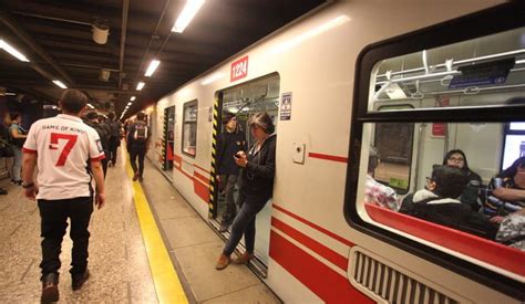 El 21 de marzo fueron inauguradas las 3 nuevas estaciones de la línea 5, cruzando el centro histórico de. Metro de Santiago anunció que reabrirá la Línea 4A