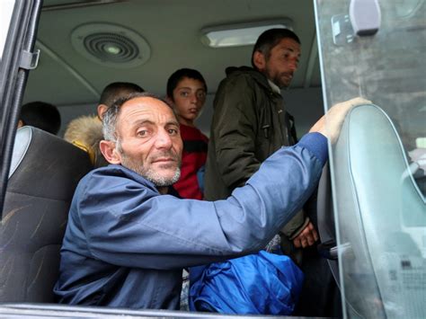 Hundreds Of Refugees From Nagorno Karabakh Flee To Armenia Conflict News