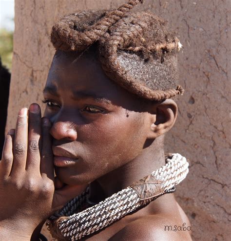 Ragazza Himba I Villaggi Himba Sono Costituiti Da Capanne Flickr
