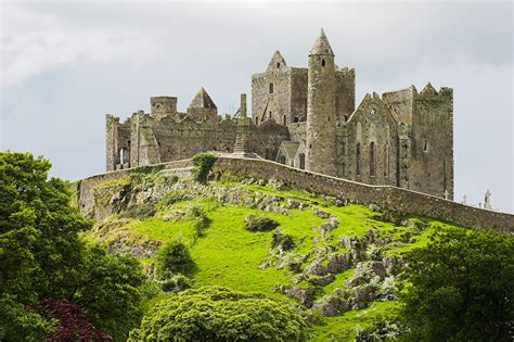 These 11 Irish Castles Showcase The Dramatic Beauty Of Historic Ireland