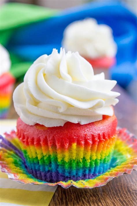 17 Rainbow Desserts That Are As Pretty As They Are Yummy