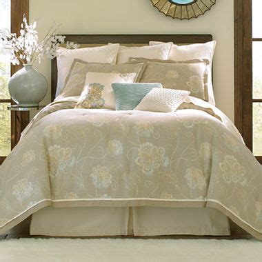 T 48, cindy crawford is quite stupendously attractive. Cindy Crawford Style® Ombre Floral Comforter Set ...