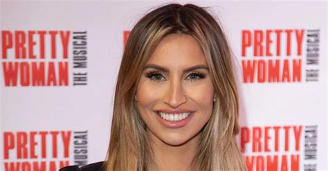 Ferne McCann S Changing Face After TOWIE Star S Staunch Plastic Surgery Denial Mirror Online