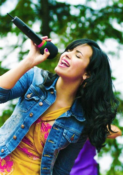 Meaghan jette martin as mitchie, shane and their camp rock crew return for another summer of song—just like the good ol' days of 2008. Demi Lovato (Mitchie) Camp Rock 2 | Demi lovato camp rock ...
