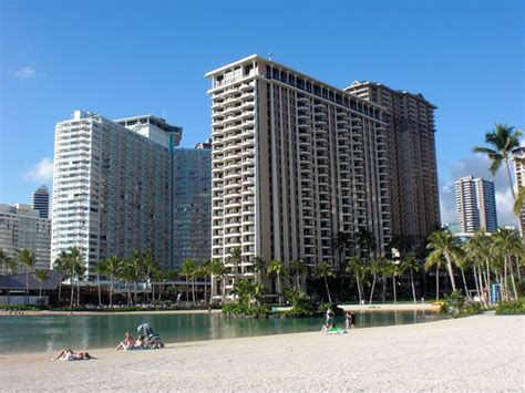 Lagoon Tower At Hilton Hawaiian Village Flickr Photo Sharing