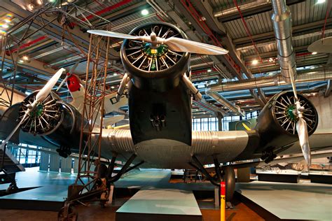 Spezielle kombitickets deutsches museum + verkehrszentrum + flugwerft schleißheim bis zur einlösung zeitlich unbegrenzt gültig 16,00 €. Deutsches Museum | Munich, Germany Attractions - Lonely Planet