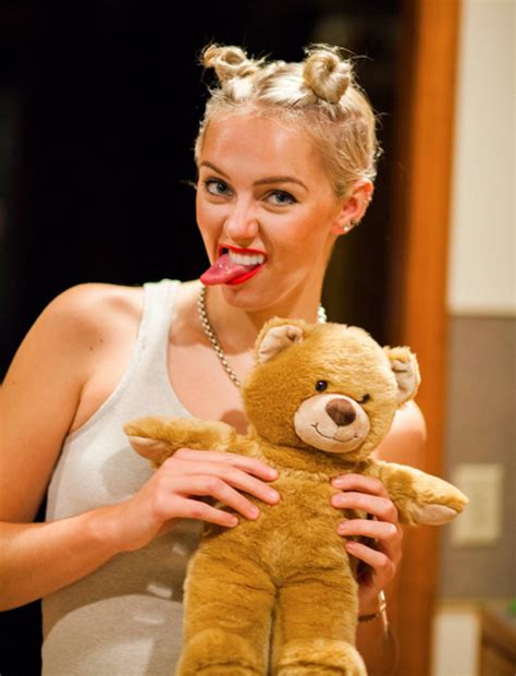 Miley Cyrus Has A Look Alike Who Is Not Excited About Their Resemblance