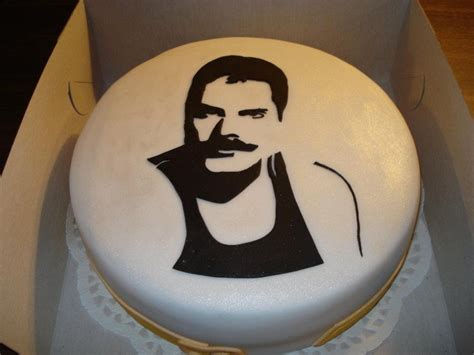 #bohemianrhapsody will be in theaters nov 2nd and @20thcenturyfox asked me to make a cake for an event they're having on freddie's birthday it's a victoria sponge cake with a white chocolate bust of #freddiemercury. 111 best images about My Freddie on Pinterest | Bohemian ...