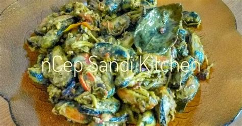 Haluskan semua bahan bumbu halus menggunakan blender atau diulek. Cara Membuat Kerang Ijo Bumbu Kuning - Cobalah membuat ...