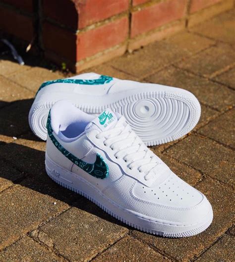 Nike Air Force 1 Worn Green