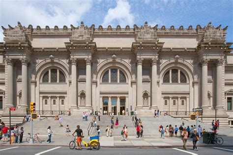 The metropolitan museum of art. Entrée pour le Metropolitan Museum of Art (Met) de New York