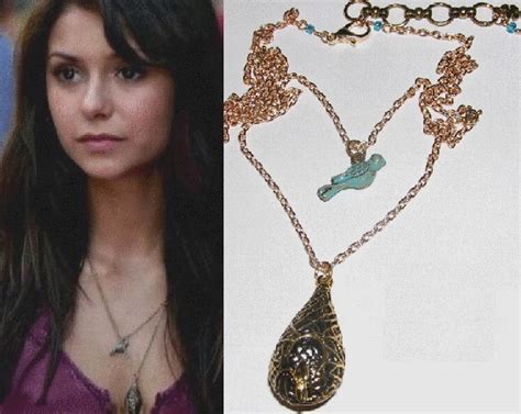 Collier Delena Cage à Oiseau Vu Saison 5 De Vampire Diaries Séries