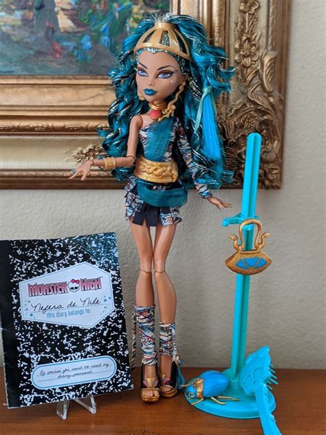 Nefera De Nile Monster High Doll - Gail McPherson's Coloring Pages