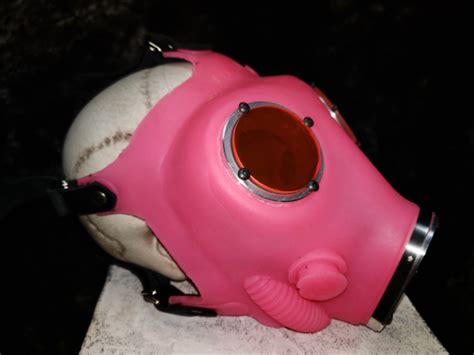Pink Glow In The Dark Uv Gas Mask