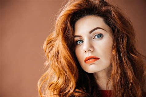 7 Best Hair Colors For Redheads Going Gray