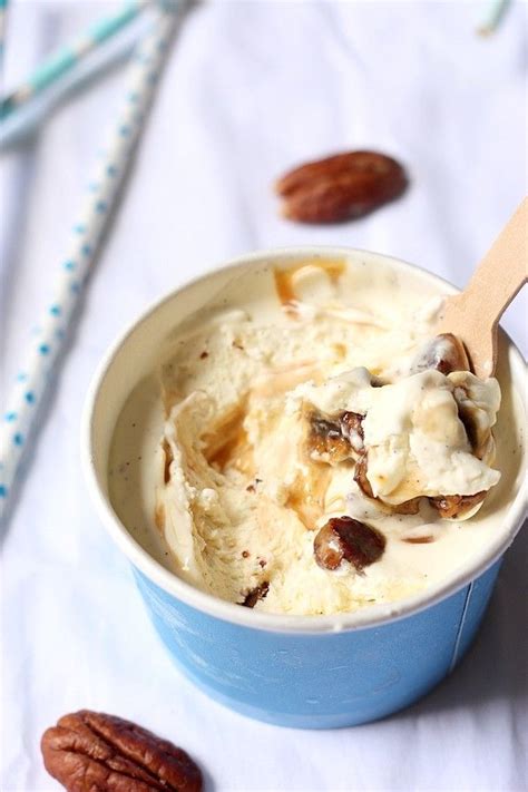 Une crème glacée délicieuse ! Glace vanille et noix de pécan caramélisées sans ...