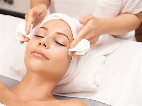 Facial Massage Chorfaa Thai Massage Centre