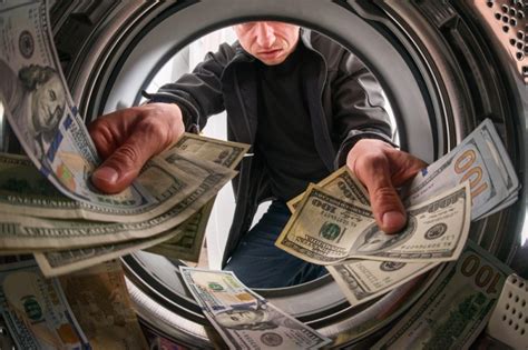 Uif Y Cce Organizan Webinar Sobre Prevención De Lavado De Dinero