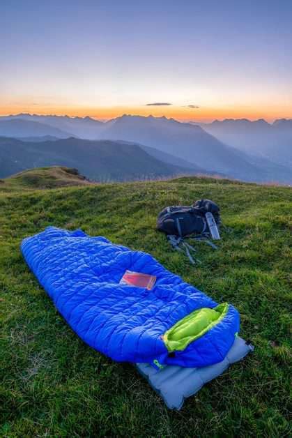 How To Sleep Outside Without A Tent Raw Outdoor Life