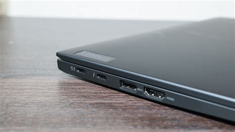 Lenovo Thinkpad X1 Carbon Gen 9 Review Flirting With Perfection