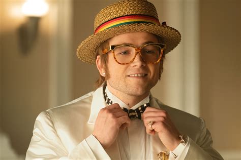 Whatever rocketman' s shortcomings, or its subject's, the film is an exhilarating ride and a reminder of why so much of elton john's music is appealing rocketman takes the traditional musical idea of songs being the outward expression of a character's inner thoughts and allows us a deep dive into the. Elton John Style: Best Fashion From 'Rocketman' Inspired ...