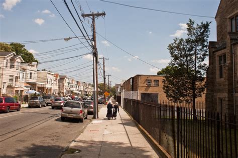 Uneasy Welcome As Ultra Orthodox Jews Extend Beyond New York The New
