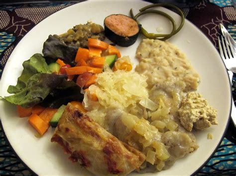 Deeply flavorful marinated tofu, luscious grilled plantains, and a fresh. Gluten-Free, Vegan Ukrainian Christmas Eve Main Course ...