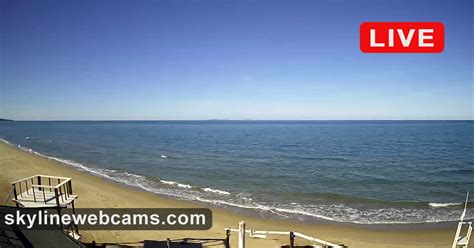 live cam beach of cagnano varano gargano skylinewebcams