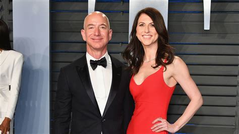 Het modale maandsalaris van nederlanders is 2.855 euro, wat betekent dat jeff jeff bezos is sowieso het typische voorbeeld van een miljonair die zijn geld niet zomaar op een bankrekening laat staan, maar. Vier Milliarden in vier Monaten: Spende von Jeff Bezos' Ex ...
