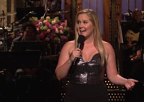 Watch Amy Schumer Deliver Her Monologue Hosting Snl In 2018 The Comic S Comic