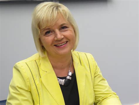Lidia ewa staroń, née kwiatkowska (born june 7, 1960 in morąg) is a polish politician. Tracą majątek przez lichwiarską pożyczkę : Radio Olsztyn