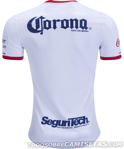 In 1955 after winning the second division the club used a white shirt with two horizontal blue lines across the chest. Camisetas Under Armour de Toluca FC 2017-18 - Todo Sobre ...