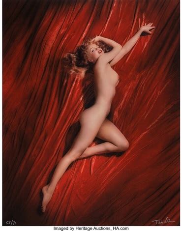 Marilyn Monroe Pose 2 From Red Velvet Series Par Tom Kelley Sur Artnet