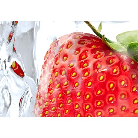 wydruk na płótnie frozen strawberry do kuchni obrazy