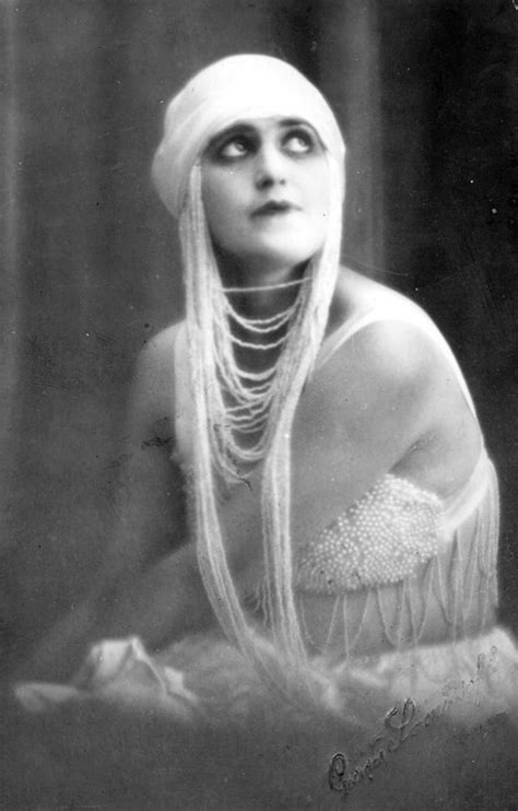 Mesmerizing Portraits Of Theda Bara Hollywoods Original Vamp