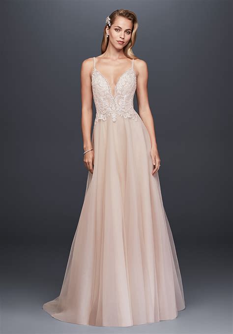 There are also some weather conditions and other certain practicalities that should be taken. Summer Wedding Dress Styles & Inspiration | David's Bridal