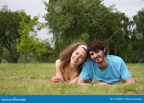 Couple Falling In Love Royalty Free Stock Images Image 1113069