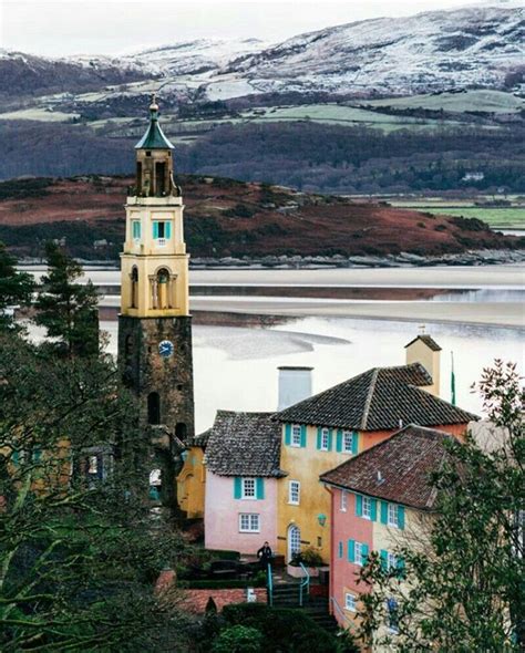 Грабен брыстальскага заліва аддзяляе уэльс ад. Portmeirion North Wales UK | Ferry building san francisco, Places around the world, Beautiful places