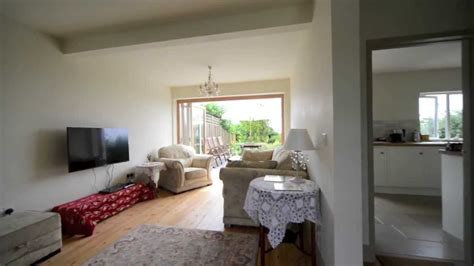 The village is situated on the cliffs west of swanage. Seaview Cottage - Worth Matravers, Dorset - YouTube