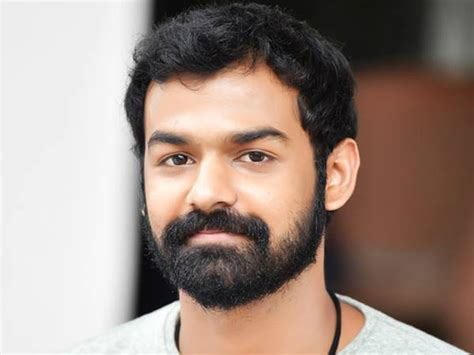 Mohanlal viswanathan nair best known as mohanlal is a lovely indian film actor and producer who predominantly appear in malayalam film. Pranav Mohanlal To Play A Music Director In Aadhi ...