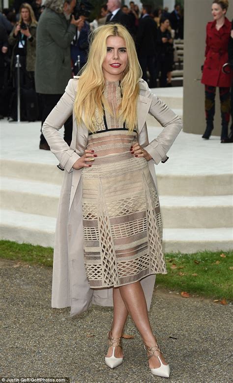 paloma faith joins the style elite at burberry s london fashion week show daily mail online