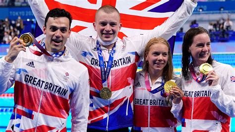 tokyo 2020 olympics great britain earn fourth swimming gold medal with 4x100m mixed medley