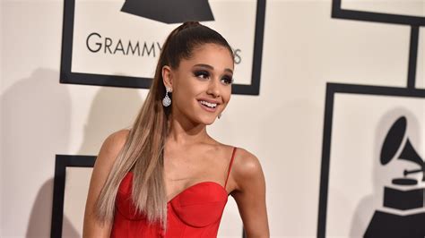 Ariana Grande Says She S Embracing This Chapter In Her Life When It Rains It Pours Fox News