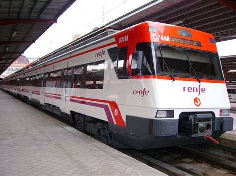 Nuevos Trenes Remodelados En La Línea C5 De Cercanías Madrid Railastures
