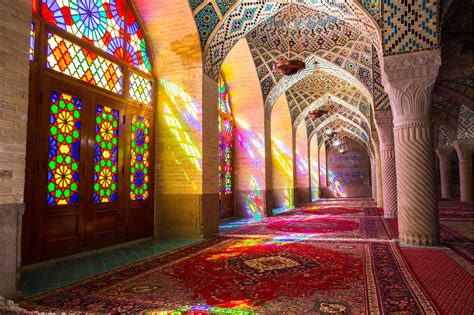 Here Is One Of World S Most Beautiful Mosques With Its Whirling Colors About Islam