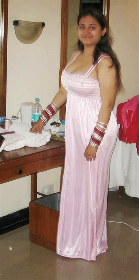 Hot Spicy Desi Aunty Gorom Photo Chocolate