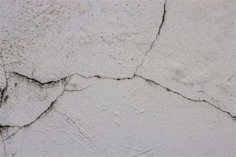 White Cracked Weathered Exterior Wall Texture Photo 8593 Motosha