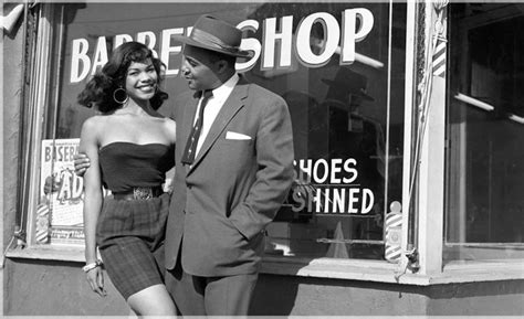 A Young Couple On Central Avenue Los Angeles 1956 In 2021 Black