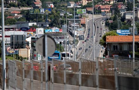 Simple Science: How to Make a Volcano with Kids