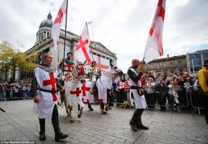 uk crowds celebrate st george s day daily mail online